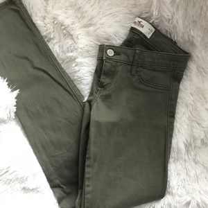 🆕 Olive green pants